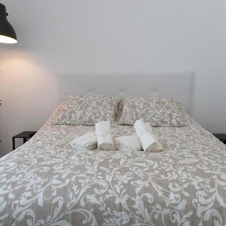 Отель Casa De Huespedes Carabanchel2 Мадрид Экстерьер фото